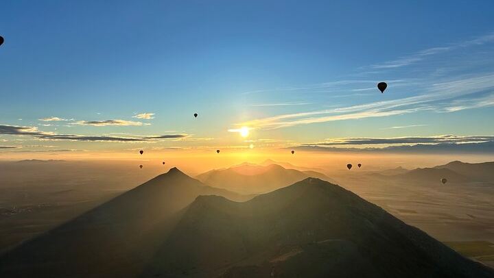 Hot Air Balloon Sunrise Flight Marrakech with German Guide