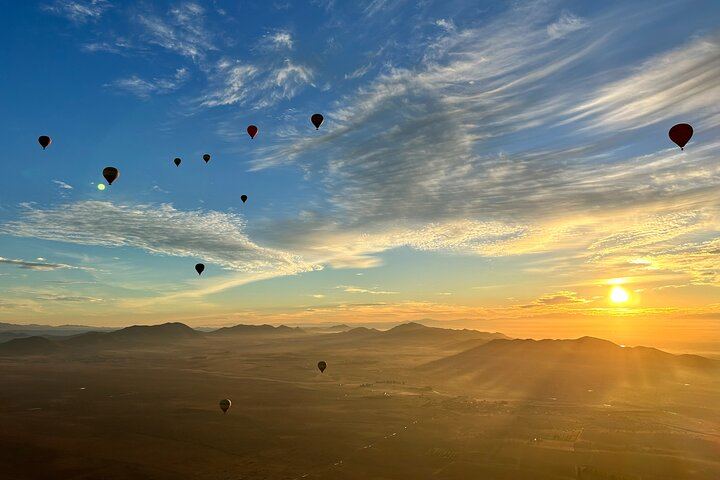 Hot Air Balloon Sunrise Flight Marrakech with German Guide