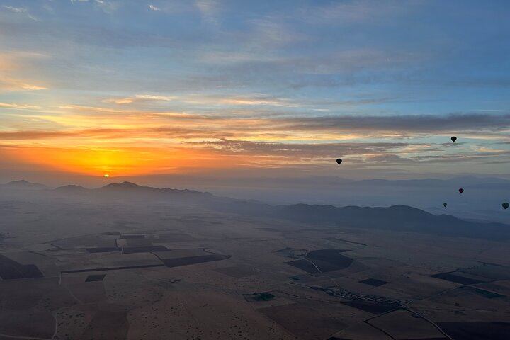 Hot Air Balloon Sunrise Flight Marrakech with German Guide