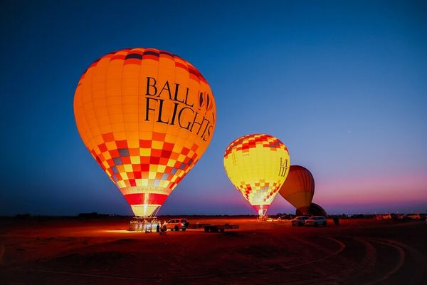 Sunrise Balloon Flight over Margham with Breakfast and Camel Ride