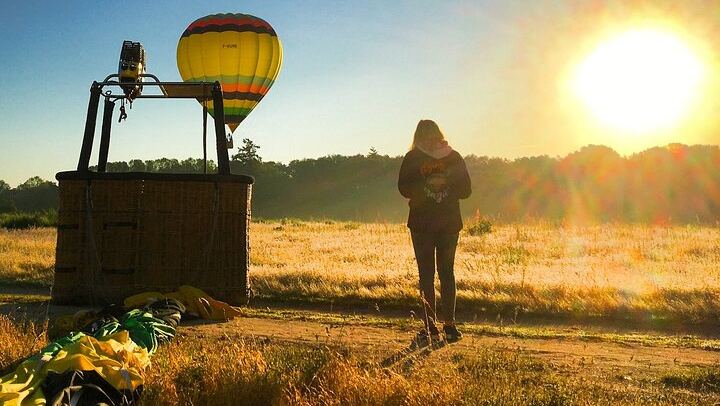 Hot air ballooning: Chambord, Blois, Chenonceau, Cheverny or Chaumont