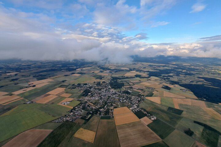 Hot air ballooning: Chambord, Blois, Chenonceau, Cheverny or Chaumont