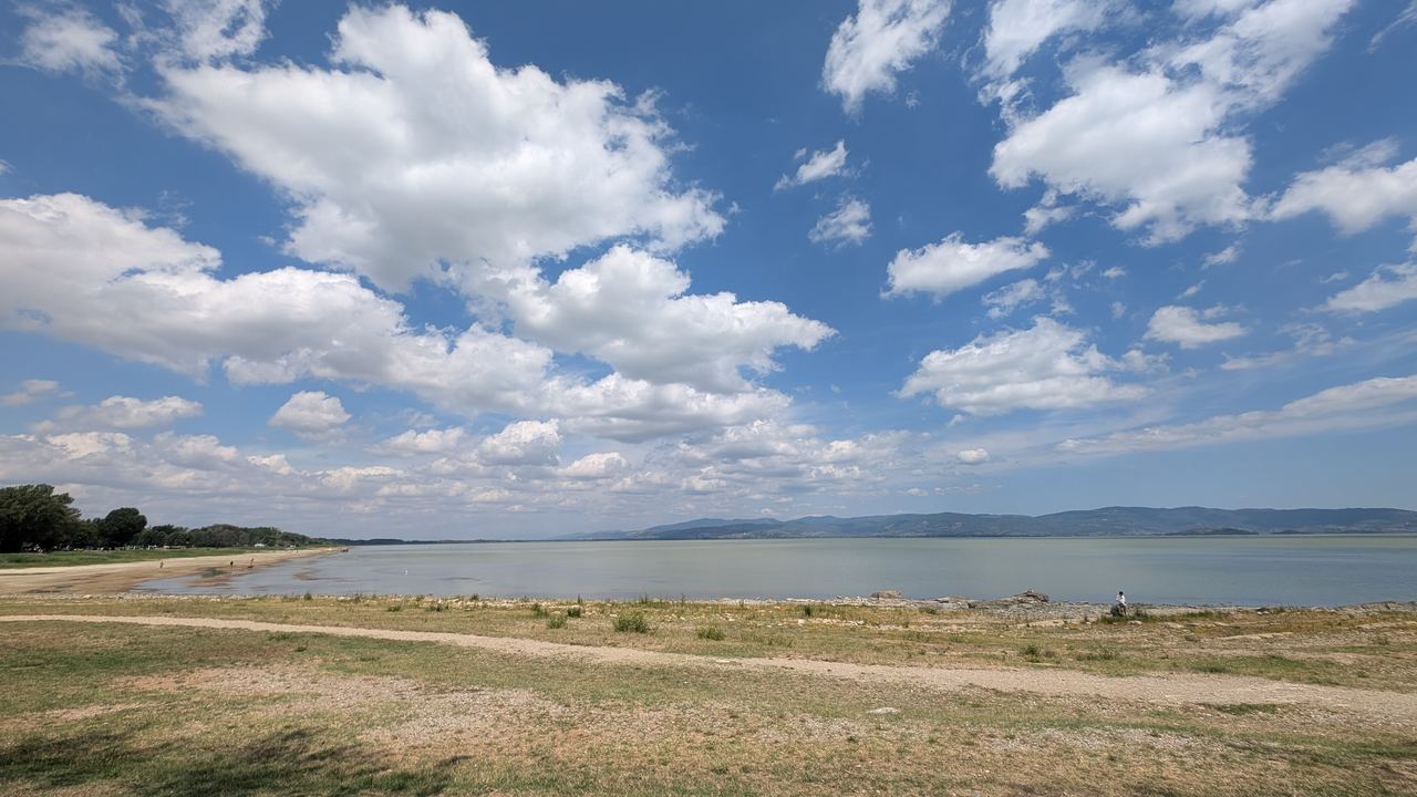 Castiglione del Lago on Lake Trasimeno, host of the July rally stage and the Trasimeno Night Glow.