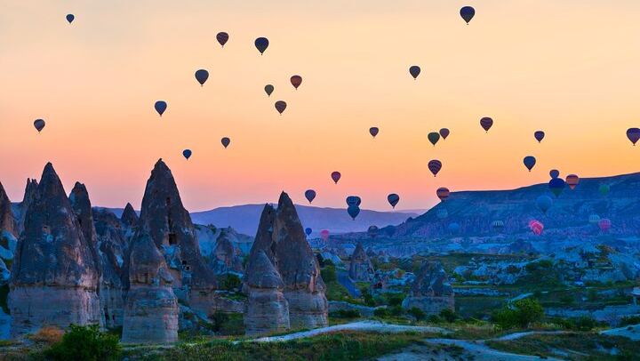 Love Valley Hot Air Balloon Ride at Sunrise, Goreme