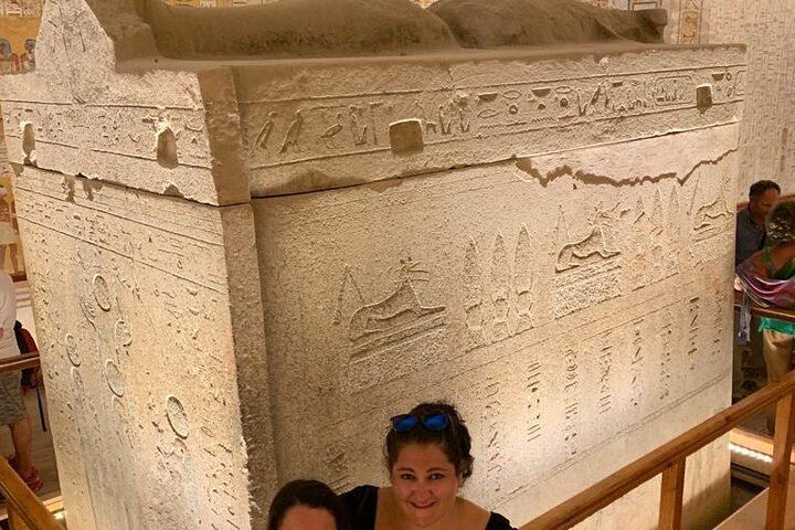 Luxor in One Package: Balloon Flight and West Bank Tour