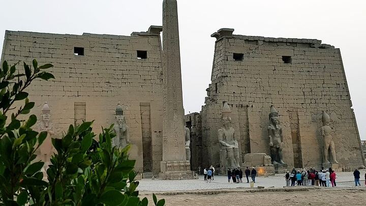 Hoch bewertete 5-tägige Nilkreuzfahrt von Luxor nach Assuan mit Heißluftballonfahrt (4/12)