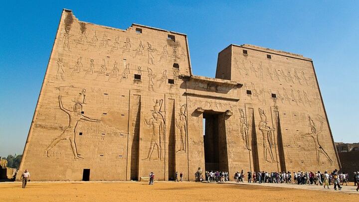 Luxor to Aswan Nile Cruise, 2 Nights, Hot Air Balloon