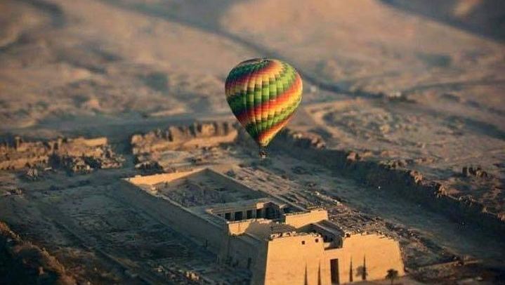 Luxury Hot Air Balloon Riding in Luxor
