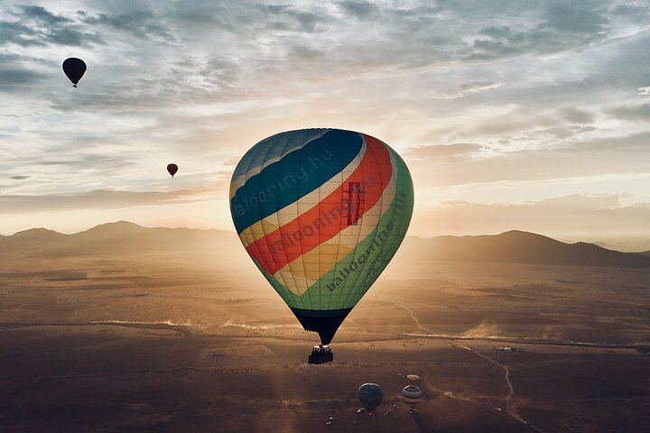 Luxury Hot Air Balloon Flight and Royal Berber Breakfast