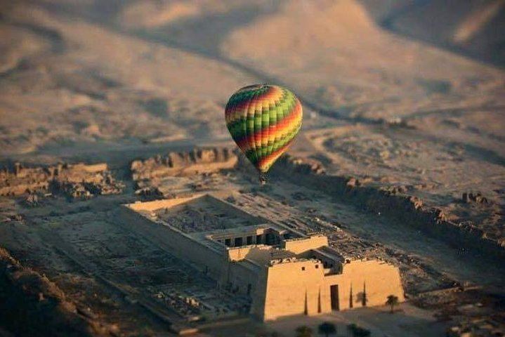 Luxury Hot Air Balloon Riding in Luxor
