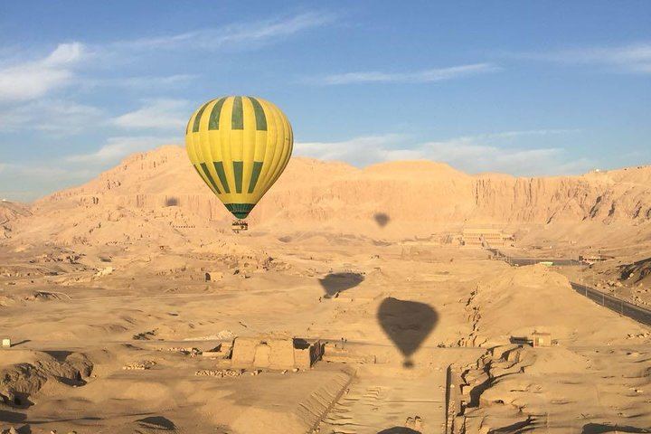 Luxury Hot Air Balloon Riding in Luxor