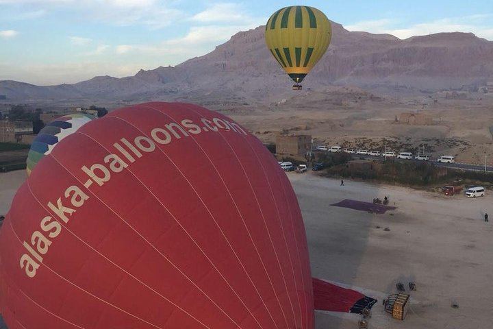 Luxury Hot Air Balloon Riding in Luxor