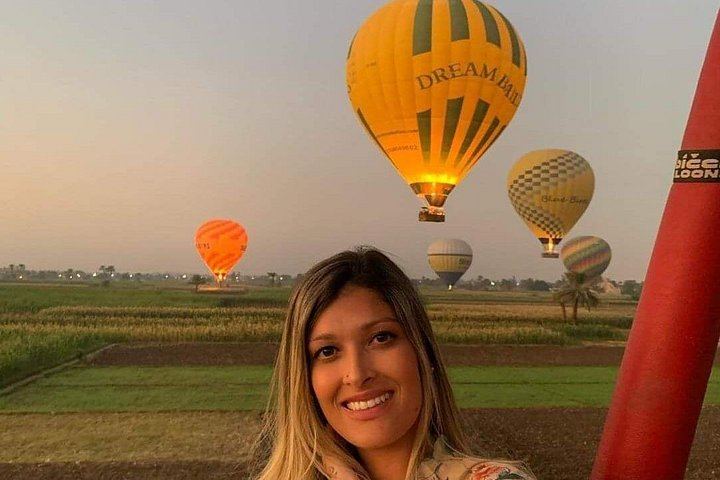 Luxury Luxor Balloon Trip: Hotel Pickup and Breakfast