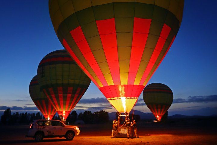Marrakech Balloon Escape: Atlas Views & Berber Breakfast