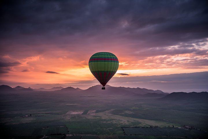 Marrakech Balloon Escape: Atlas Views & Berber Breakfast
