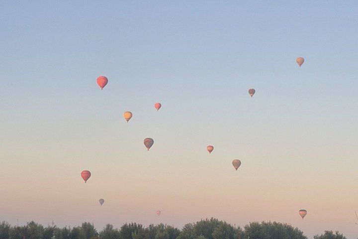 Marrakesh balloon in small group at sunrise