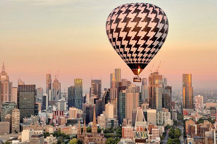 Melbourne City Sunrise Hot Air Balloon Flight with GoPro Photos