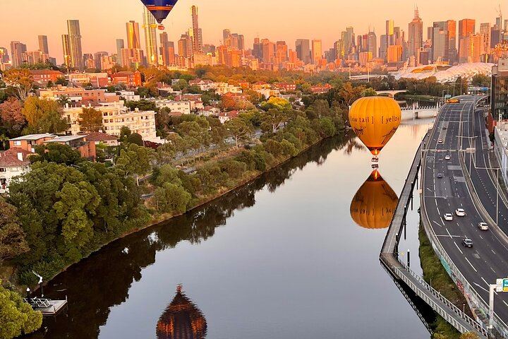 Melbourne City Sunrise Hot Air Balloon Flight with GoPro Photos