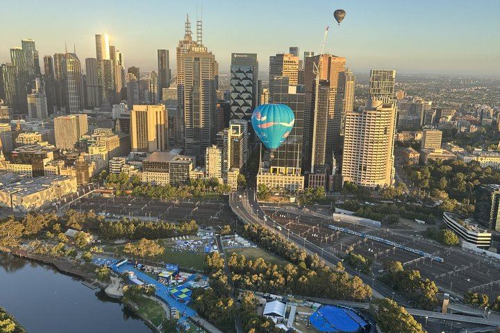 Melbourne City Sunrise Hot Air Balloon Flight with GoPro Photos
