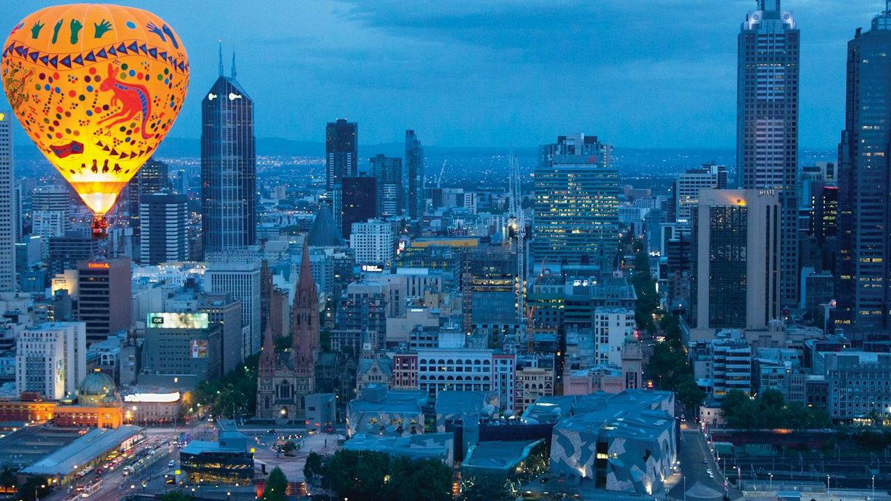Melbourne Hot Air Balloon Flight over the City at Sunrise