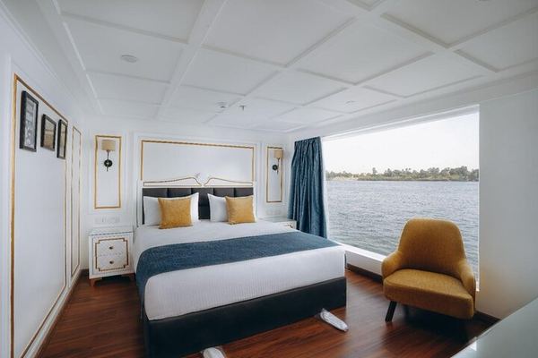 5-Day Nile Cruise Luxor to Aswan, Temples & Balloon