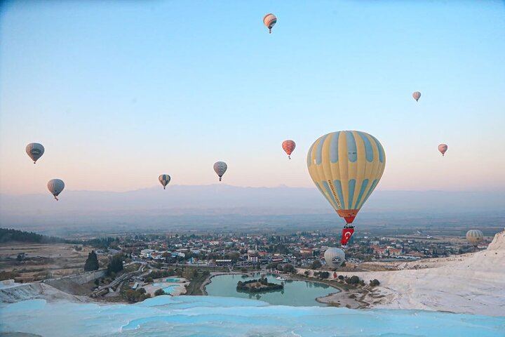 Pamukkale Balloon Flight over the Travertines and Hierapolis, with Hotel Transfers (3/8)