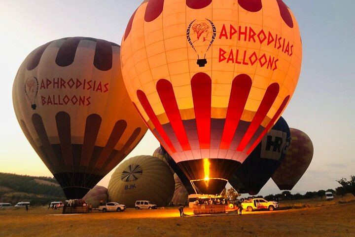 Pamukkale Balloon Flight over the Travertines and Hierapolis, with Hotel Transfers (5/8)