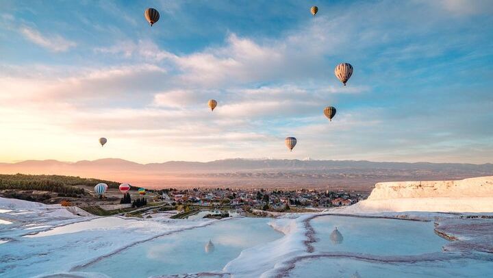 Pamukkale Hot Air Balloon w/Flight Certificates,Champagne Toast & Hotel Transfer