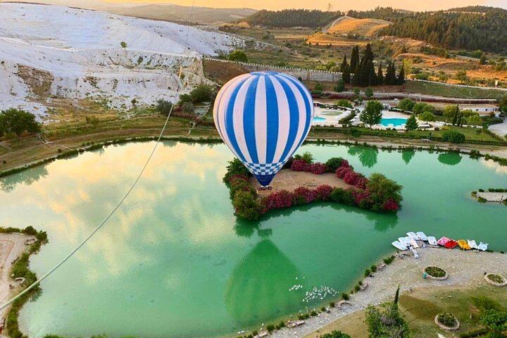 Pamukkale : Hot Air Balloon Sunrise Flight w/Transfer