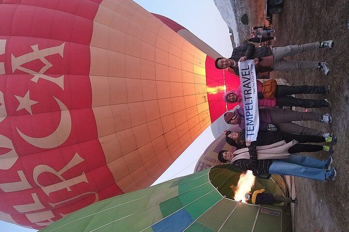 Pamukkale Hot Air Balloon Tour with Champagne