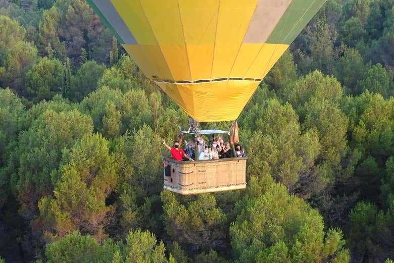 Paseo en globo por la Costa Brava