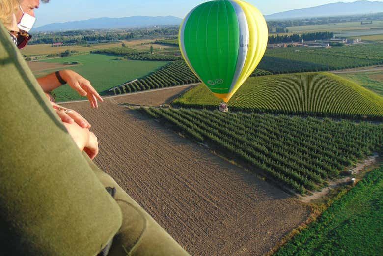 Paseo en globo por la Costa Brava