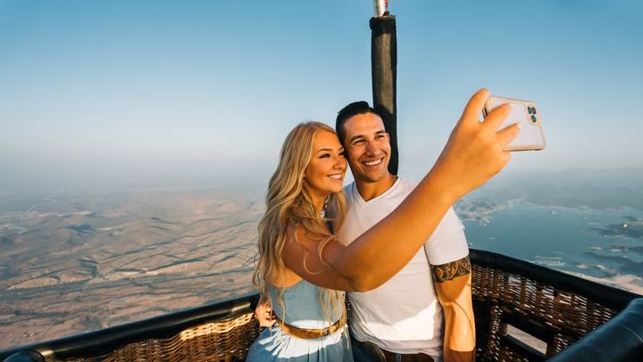 Phoenix Morning Hot Air Balloon Ride with Bubbly + Breakfast