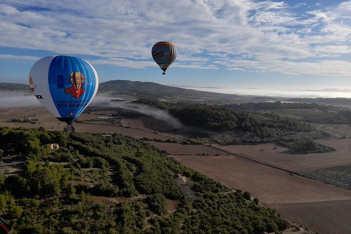 Private Balloon Flight Over Mallorca for Two People