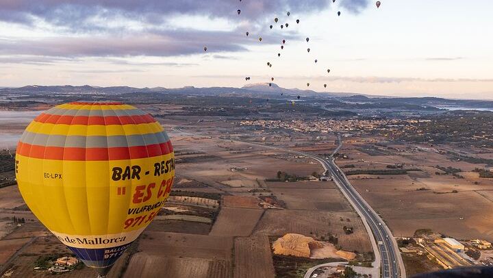 Private Exclusive Ballooning Experience for 4 over Mallorca