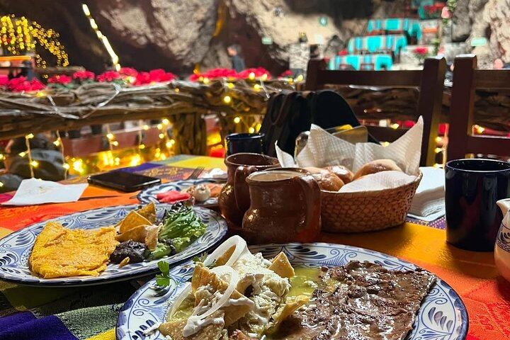 restaurant "La Cueva Teotihuacan"