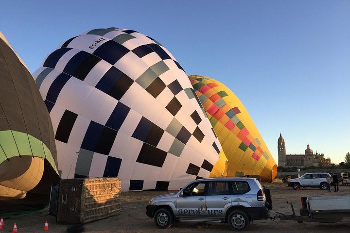 Segovia from the Skies: Sunrise Balloon Ride