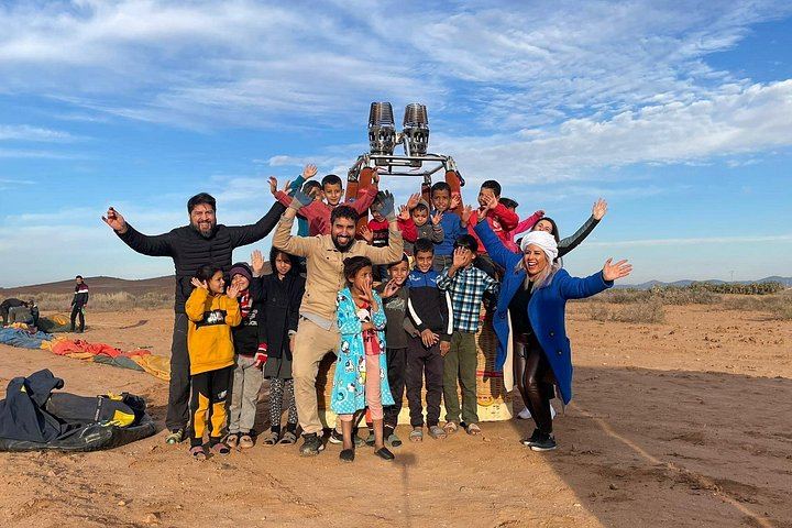 Small-Group Sunrise Balloon Flight over Marrakech with Berber Breakfast (3/12)