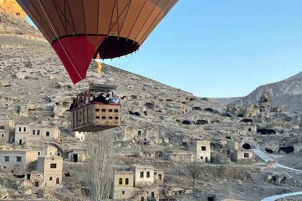 Soganli Valley Hot Air Balloon Ride, 1 Hour at Dawn