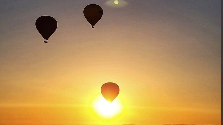 Heißluftballonfahrt bei Sonnenaufgang am Westufer von Luxor mit einem Guide an Bord (2/12)