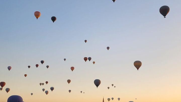Sunrise Hot Air Balloon Watching Experience with Hotel Transfer