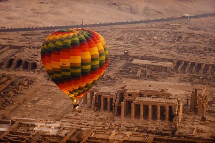 Sunrise VIP Hot Air Balloon Ride in Luxor