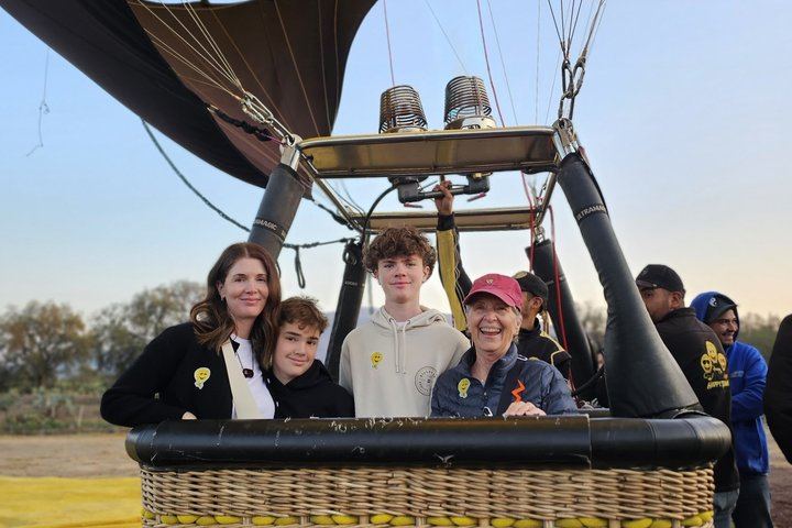 Teotihuacan Balloon Flight with Private Transport & Pyramids Tour