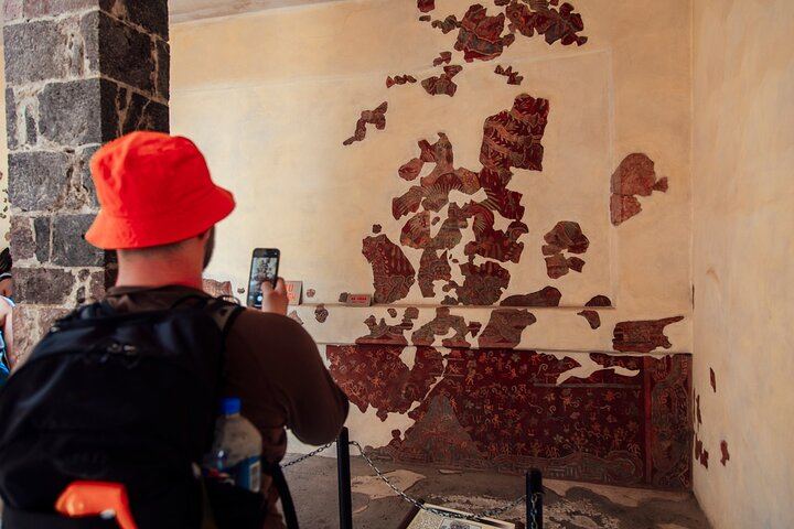 Teotihuacan Hot Air Balloon Ride with Optional Bike or Walking Tour