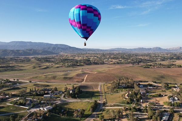 Private Balloon Ride over the Temecula Valley for Special Occasions