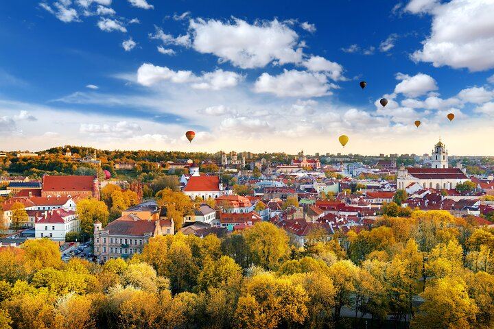 There is a different kind of romance to take a hot air balloon ride in autumn