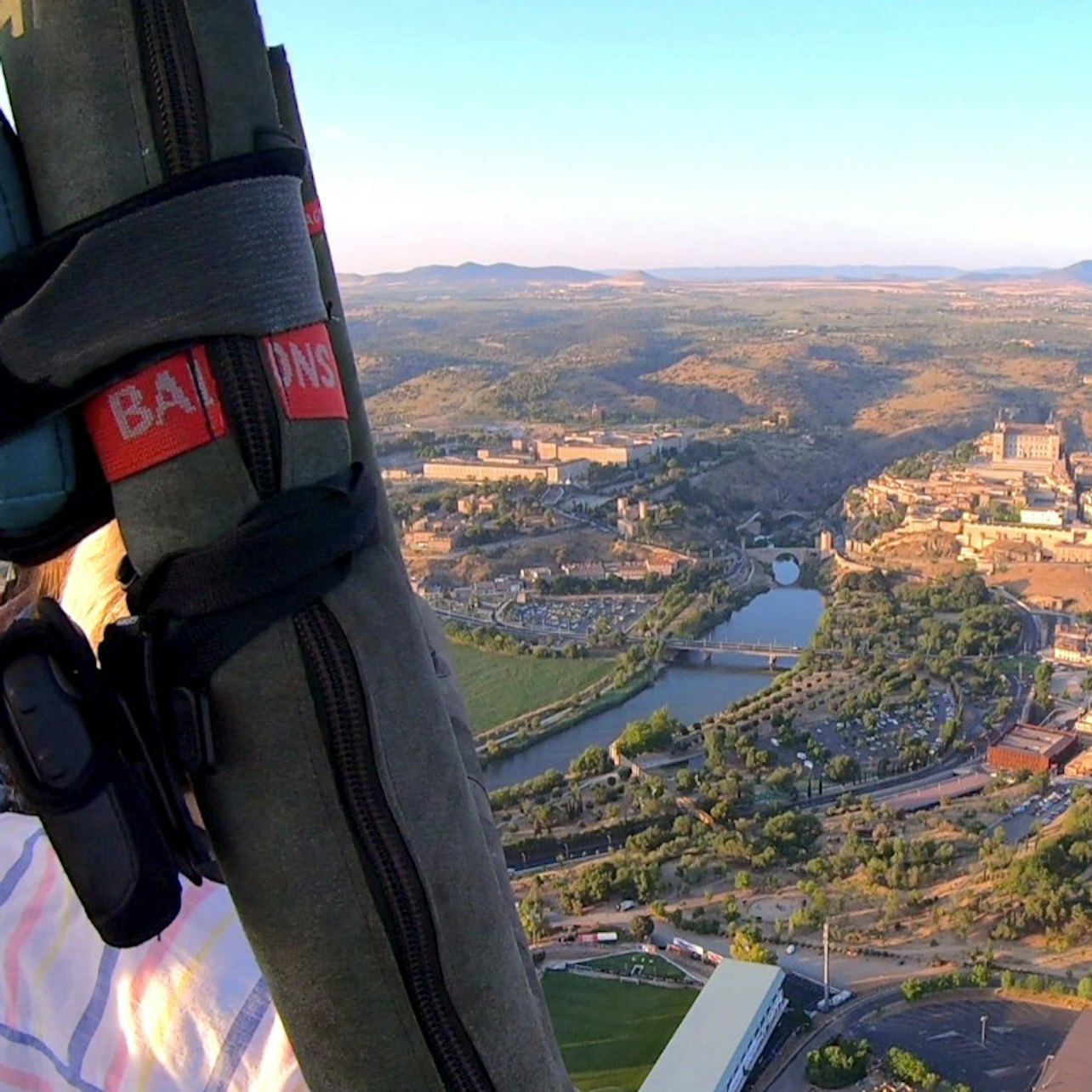 Toledo: Hot Air Balloon Flight, Breakfast and Cava Included
