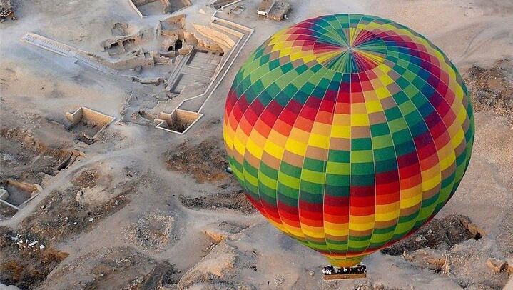 Tour with Balloon Ride and Visit West Bank Temples in Luxor