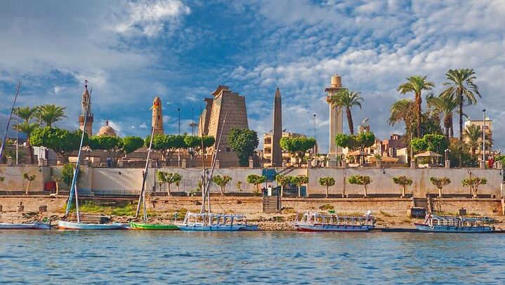 Tour with Balloon Ride and Visit West Bank Temples in Luxor