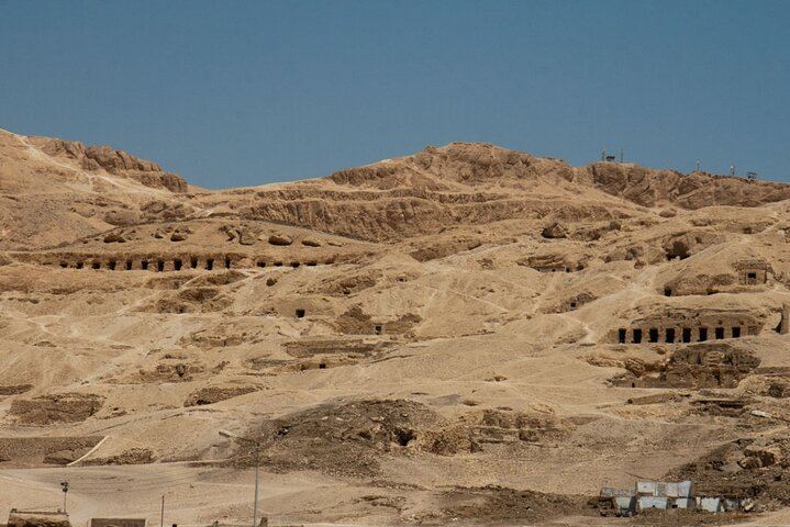 Tour with Balloon Ride and Visit West Bank Temples in Luxor